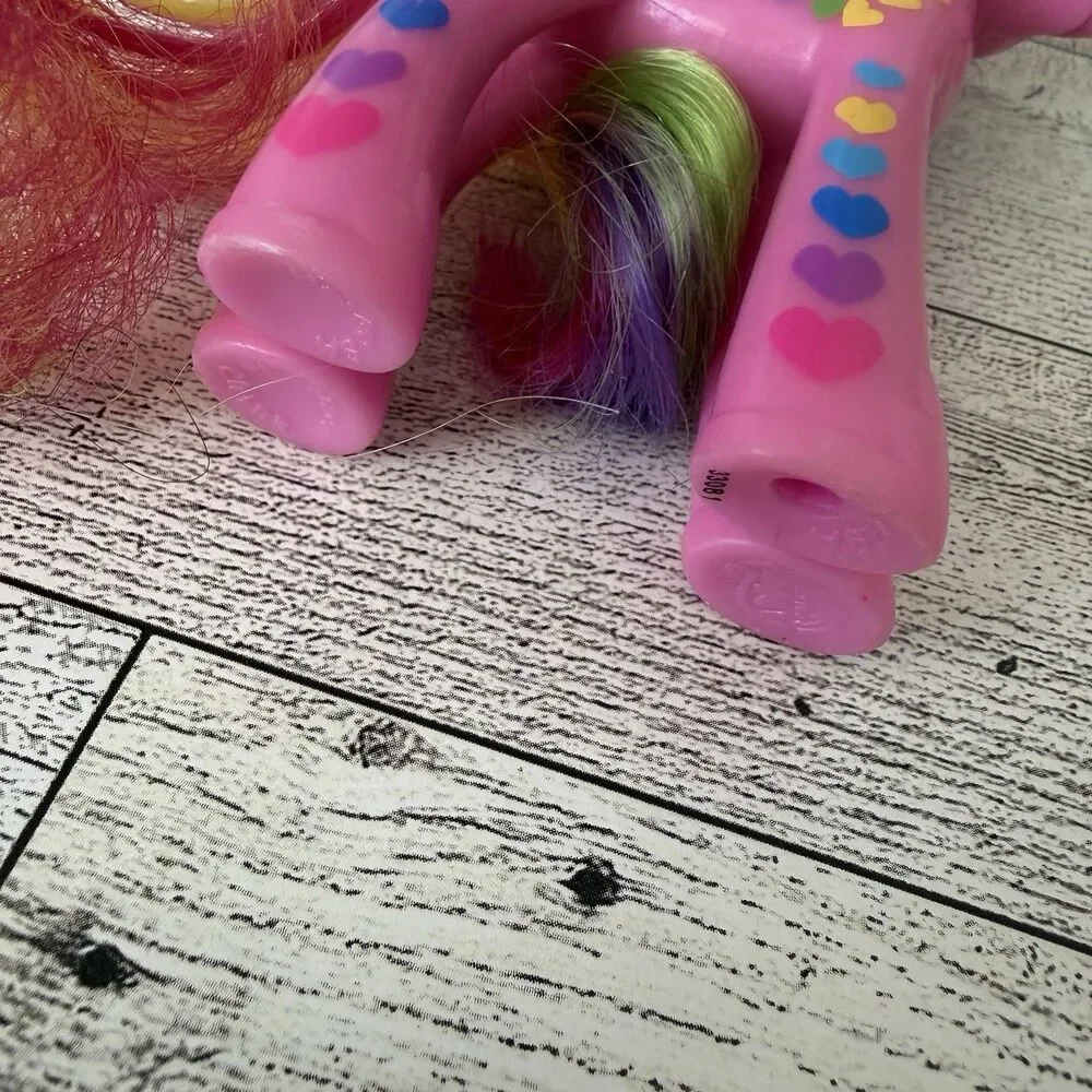 My Little Princess Cadance Fantastic Flutters Unicorn Shiny Wings